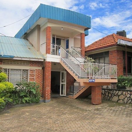 Keba Inn Lyamutundwe Extérieur photo