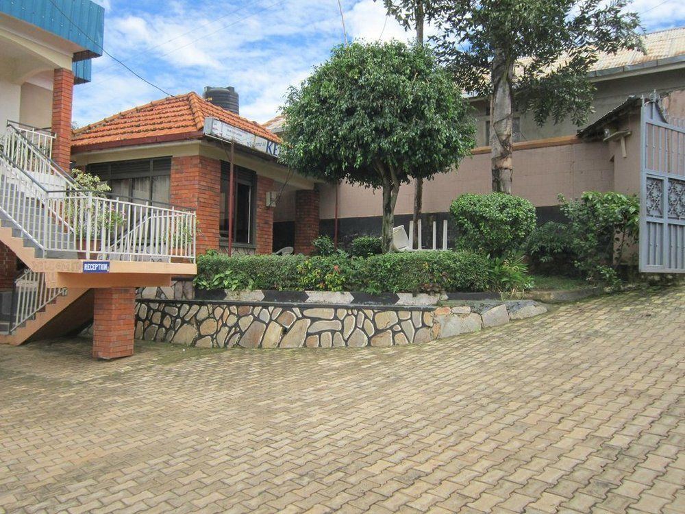 Keba Inn Lyamutundwe Extérieur photo