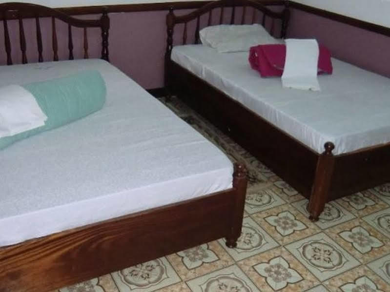 Keba Inn Lyamutundwe Extérieur photo