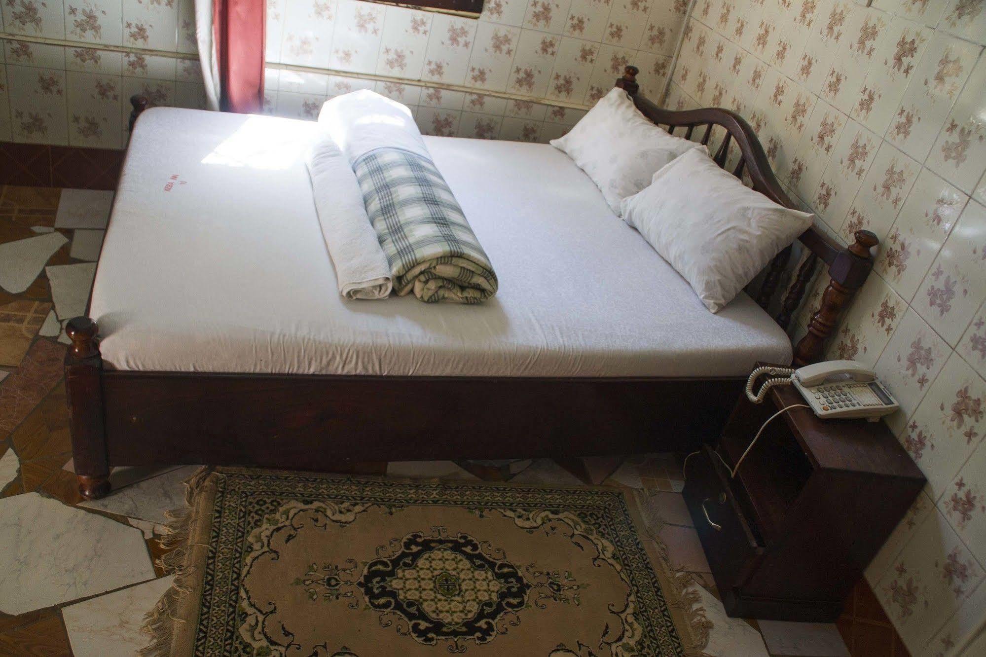 Keba Inn Lyamutundwe Extérieur photo